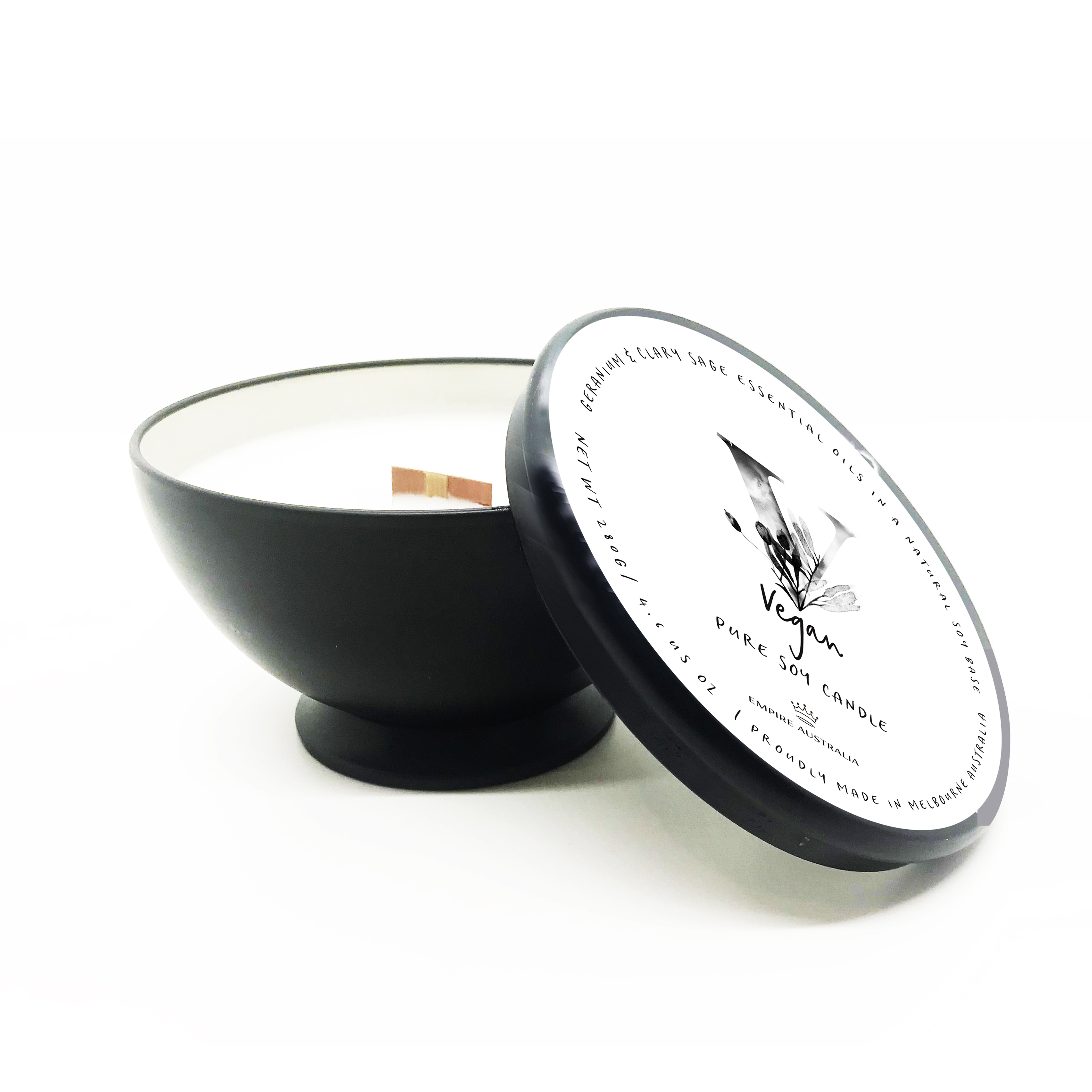 Ароматическая свеча EMPIRE AUSTRALIA с маслами герани и мускатного шалфея, коллекция VEGAN, 280мл